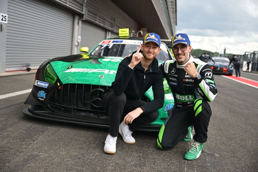 Mansell and Götz (Motopark Mercedes) dominate their respective sessions to take pole for the Spa 500